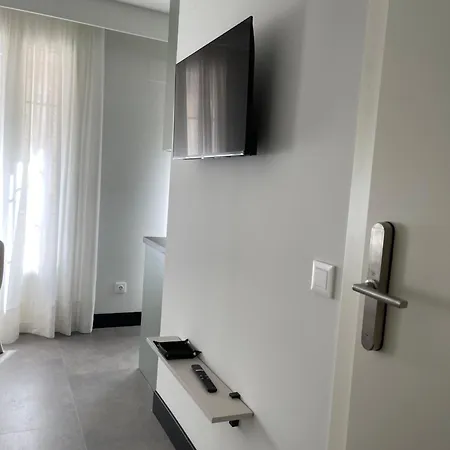 Apartament Picasso Centre 1d *